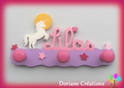 portemanteau bois avec licorne et prénom